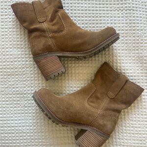 Suede Tan Chunky Heel Ankle Booties